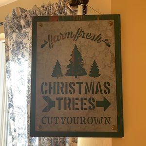 ⭐️Wood and Metal Christmas Tree Hanging Sign